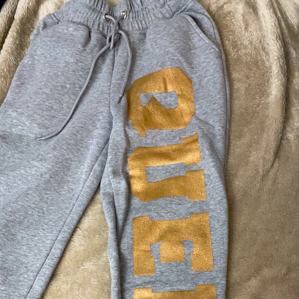 Gray Queen Sweatpants